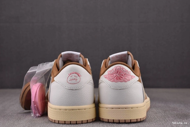 Rep TB x 1 Travis DM7866-106 Scott OG SP Low AJ 0717